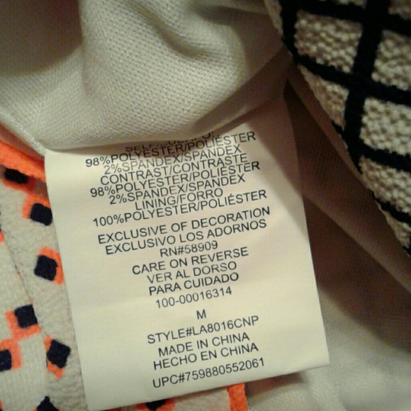 Gibson & Latimer Orange Black Geometric Maxi Dress - Picture 8 of 8